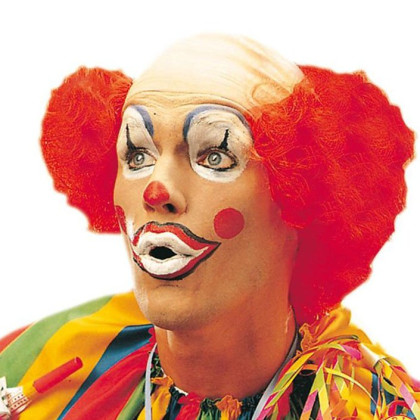 Clown mit Glatze und roten Haaren