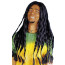 Bild junger Mann mit Jamaika Hemd und Rasta Haaren